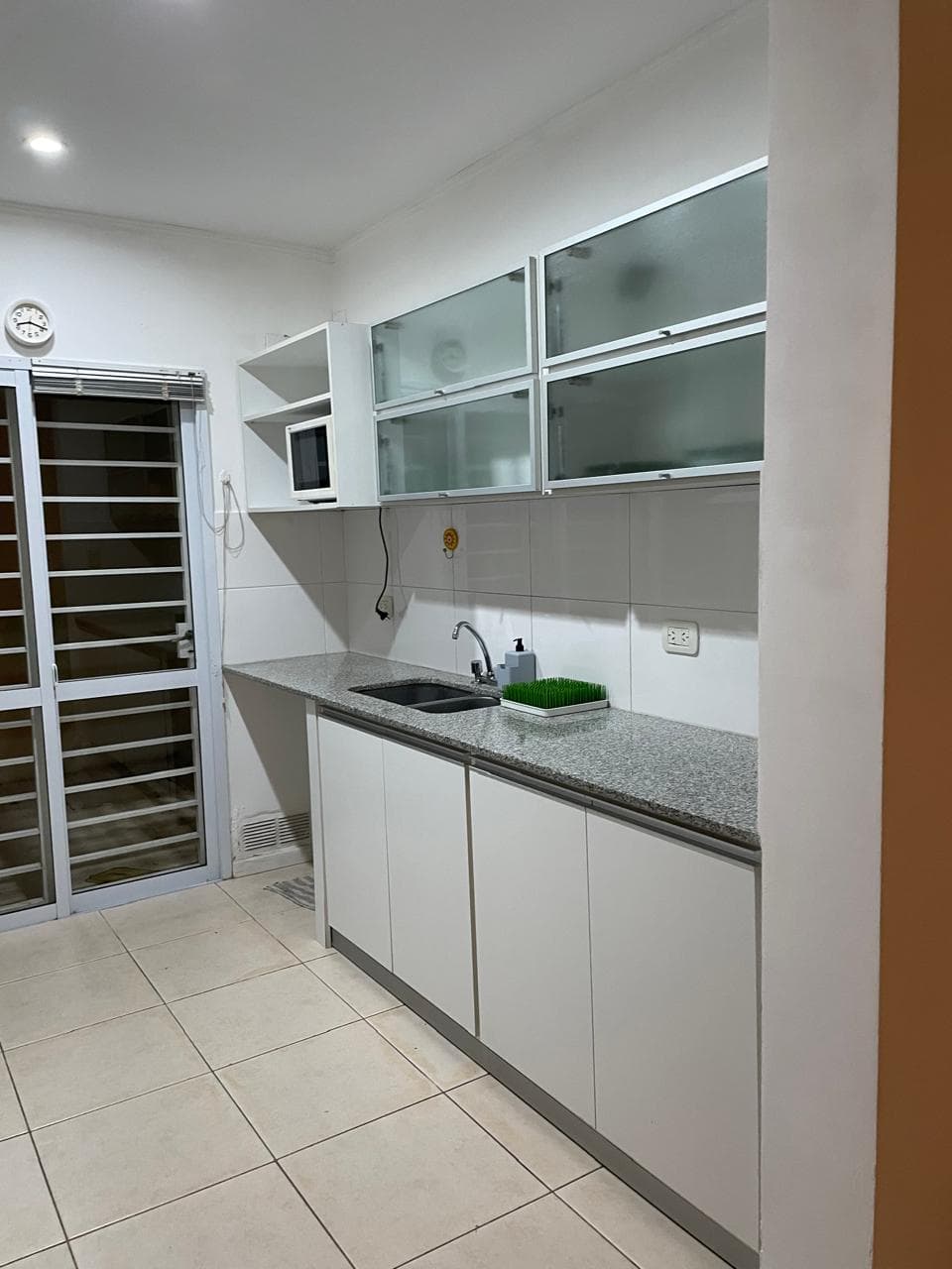 CASA EN ALQUILER – ZONA HOSPITAL — foto 7